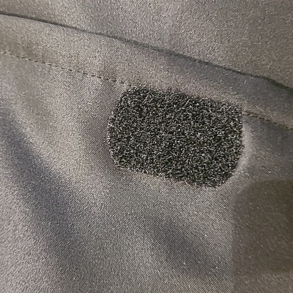 GUCCI Vintage fitted waist black warm coat with gold accent buttons - Picture 10 of 14